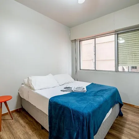 Galihost - Piso Con Parking En Pleno Centro De Cambados Apartment Exterior photo